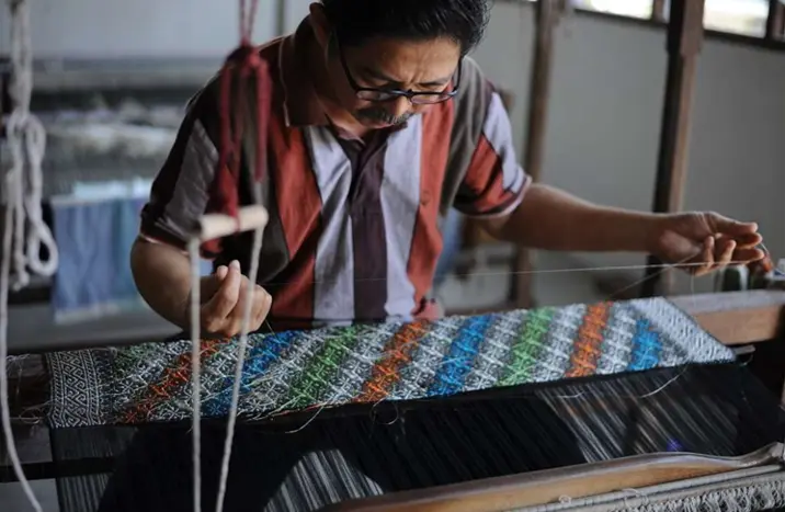 Songket Weaving